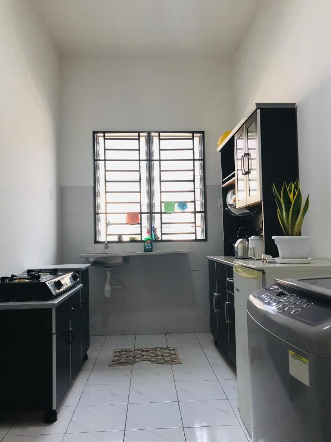 Alyn Home Batu Pahat II Wifi Coway Mohd Noor Exterior foto